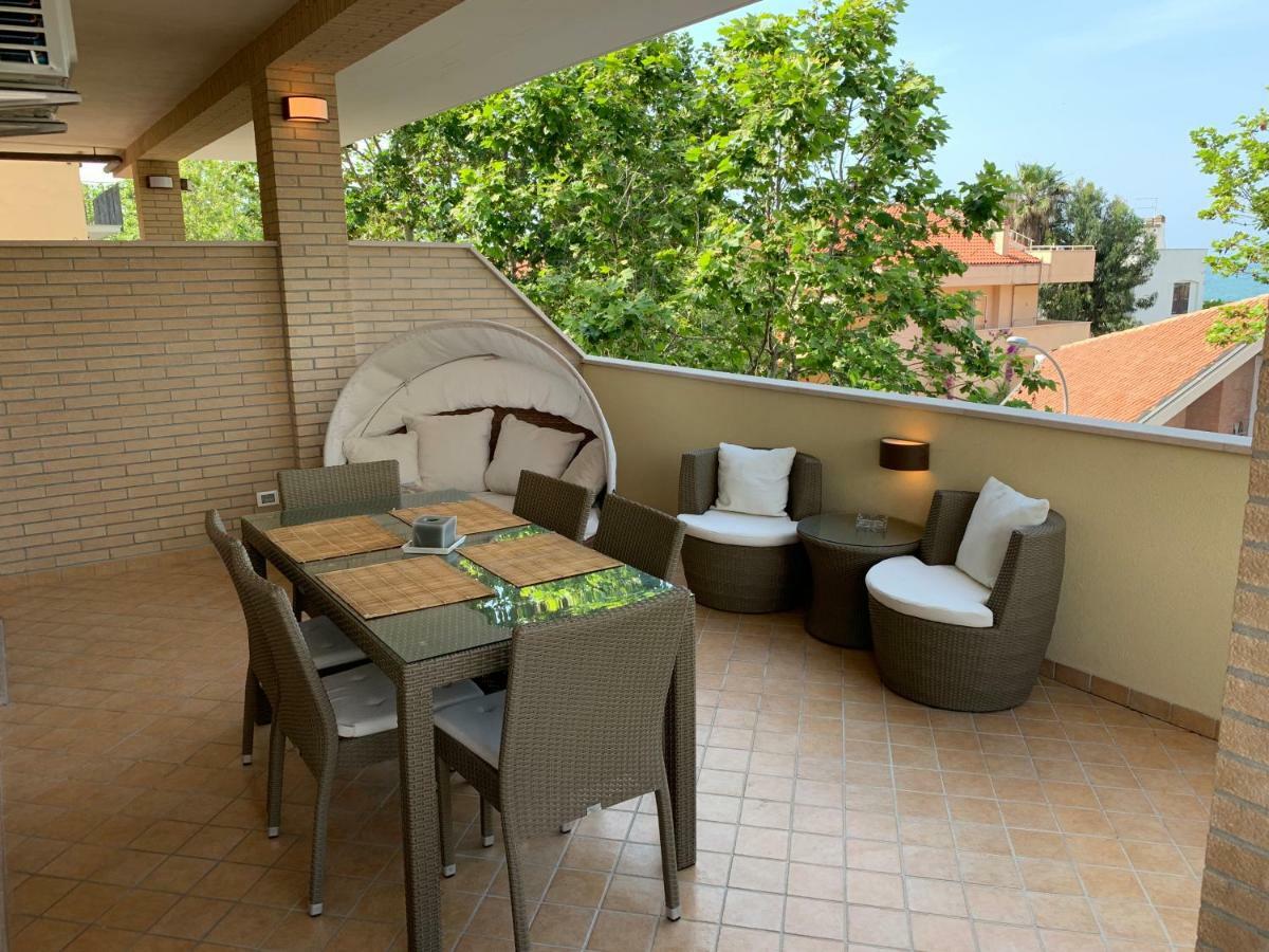 Holiday Dreams Apartment Francavilla Al Mare Bagian luar foto