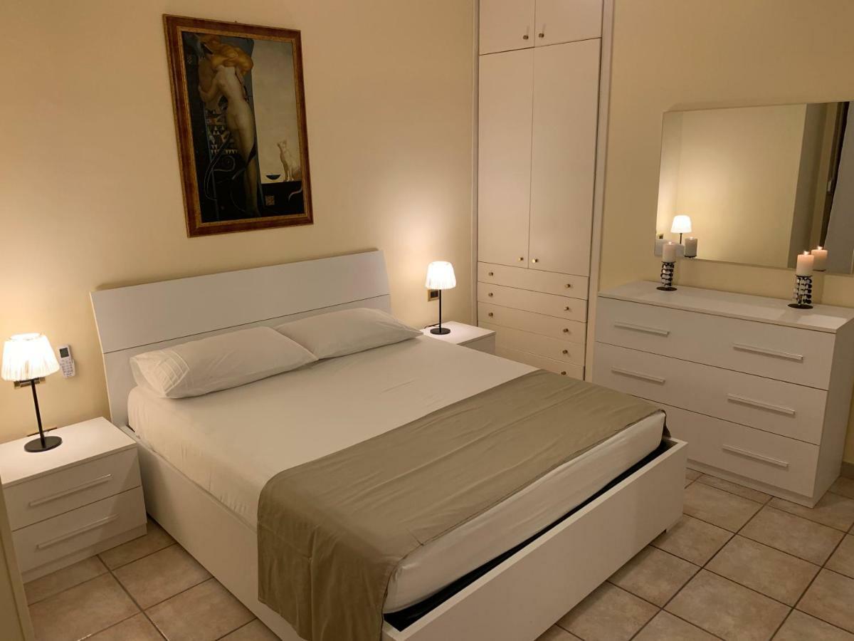 Holiday Dreams Apartment Francavilla Al Mare Bagian luar foto